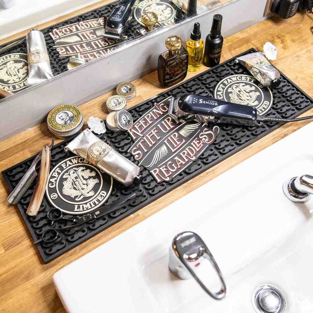 [CFA-8907] CAPTAIN FAWCETT Barber Mat